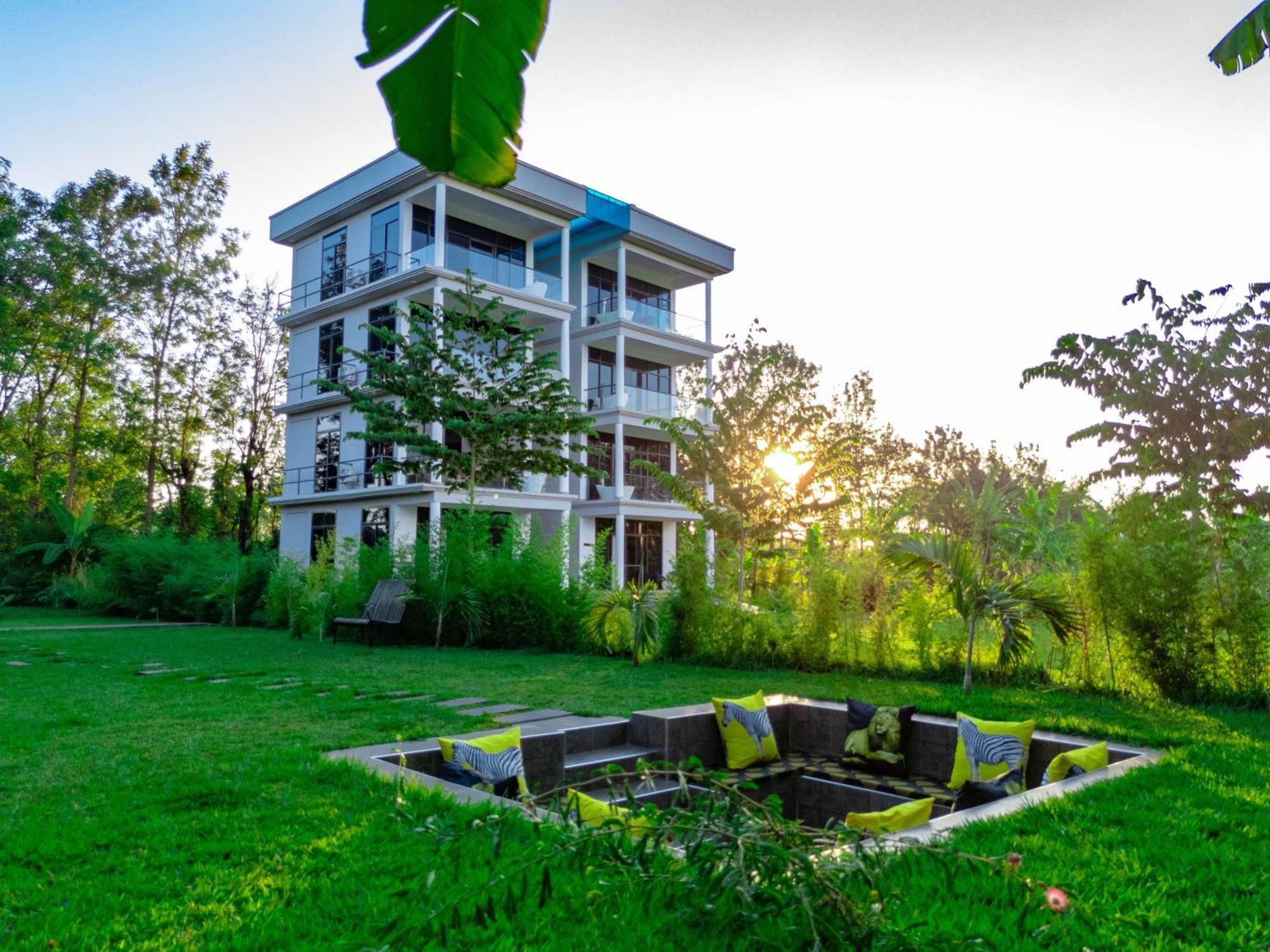 Shose Farmhouse Chalets & Campsite Μόσι Εξωτερικό φωτογραφία