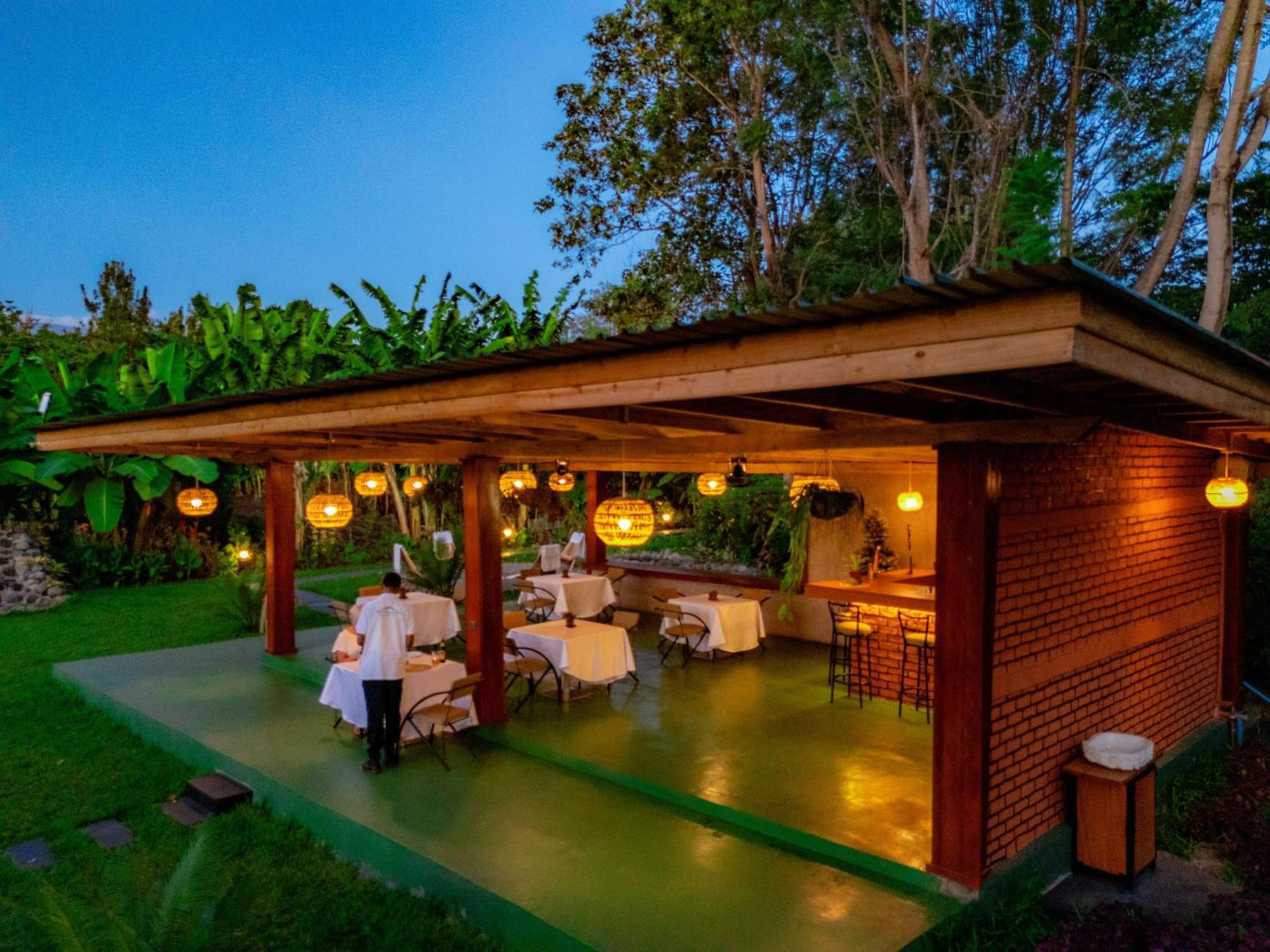 Shose Farmhouse Chalets & Campsite Μόσι Εξωτερικό φωτογραφία